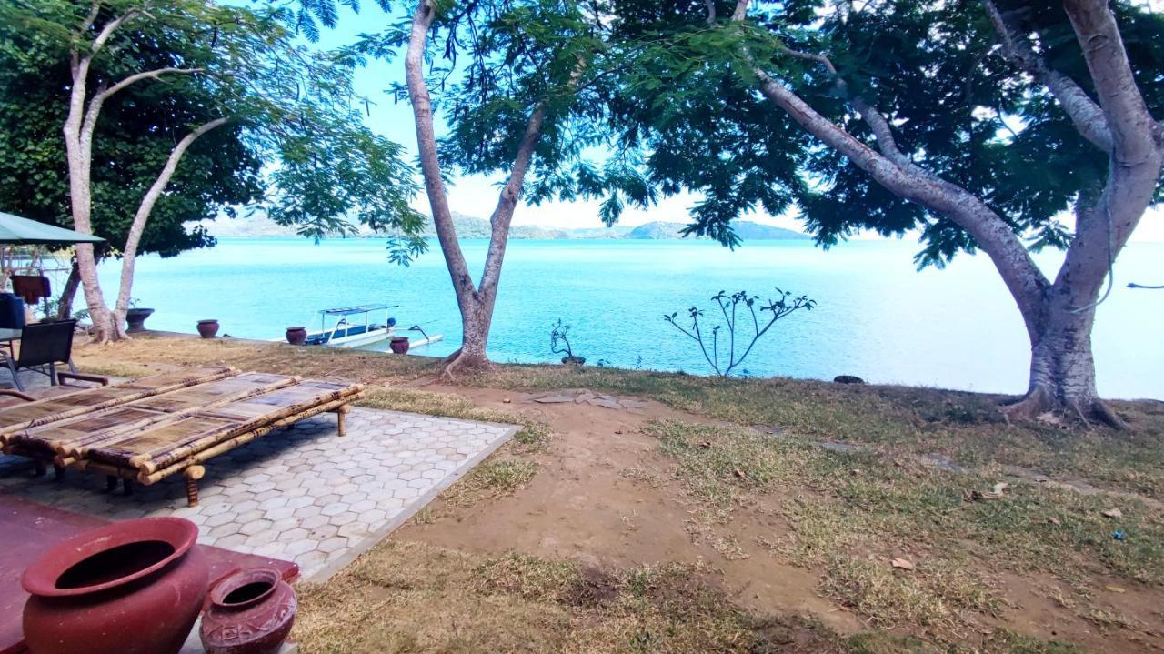 Khabita Beach Resort Lembar  ภายนอก รูปภาพ