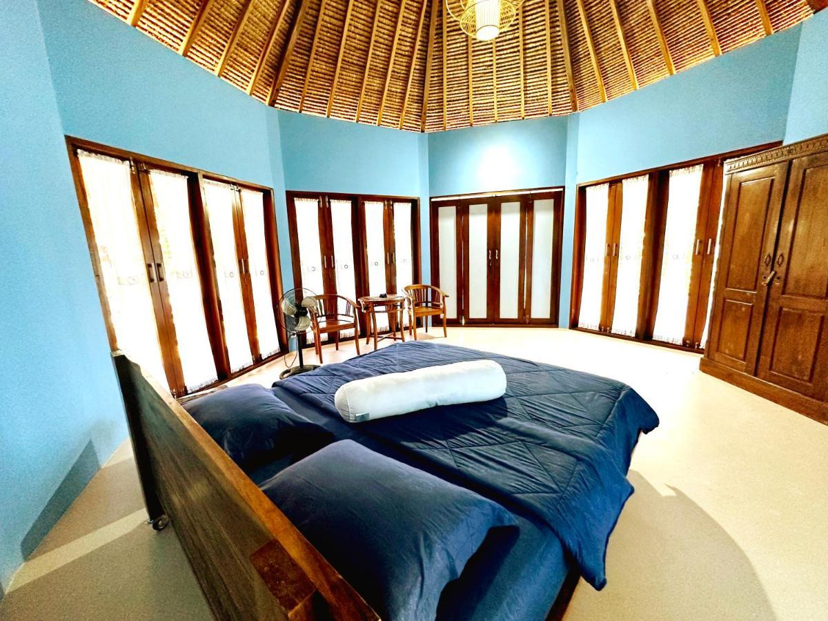 Khabita Beach Resort Lembar  ภายนอก รูปภาพ