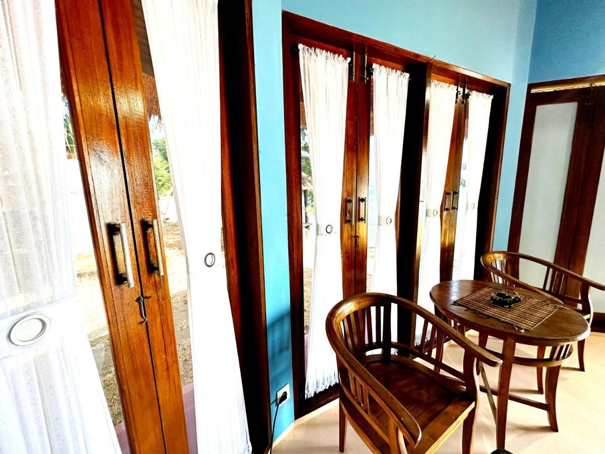 Khabita Beach Resort Lembar  ภายนอก รูปภาพ