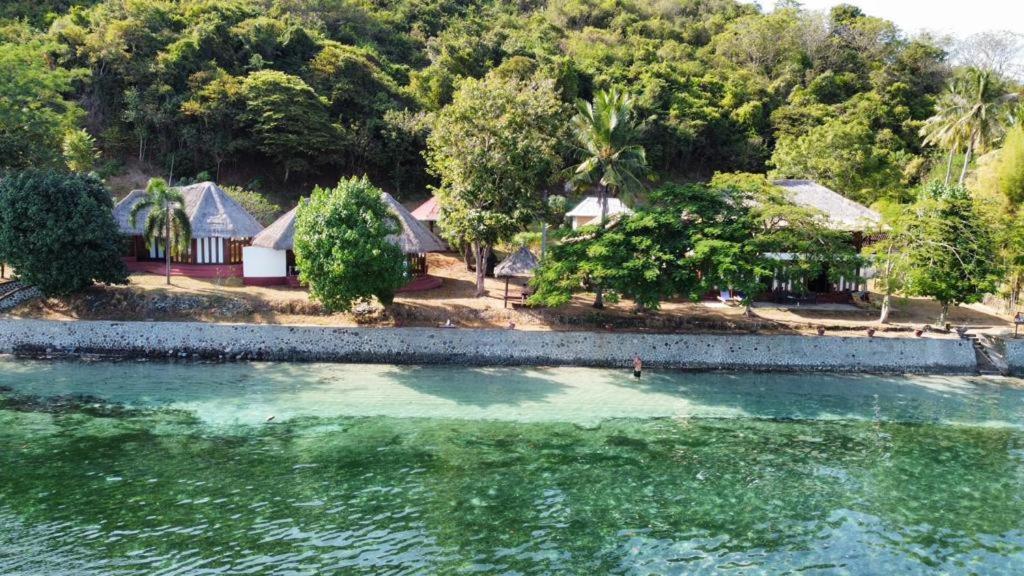 Khabita Beach Resort Lembar  ภายนอก รูปภาพ